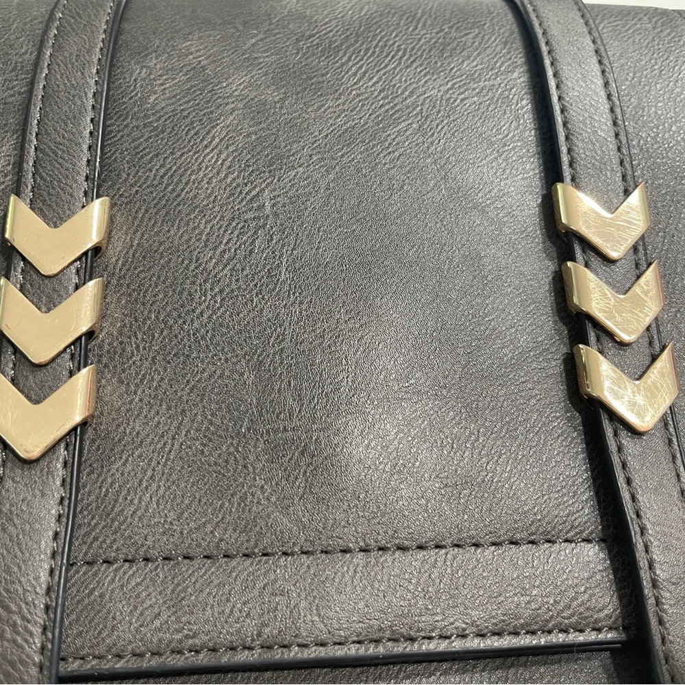 ALYSSA Double Compartment Large Flapover Crossbody Bag - Picture 12 of 13